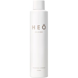 HE&Ouml; Hairspray Strong antaa kampaukselle voimakkaan ja pitk&auml;kestoisen pidon.